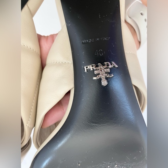 Prada Beige pebbled leather quilted criss cross 65mm block heel mules EU 40 - Picture 11 of 14